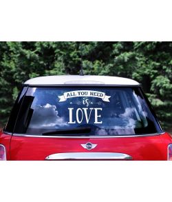 Flot 'All you need is love' car sticker i hvid