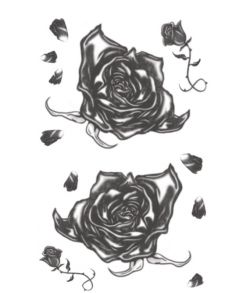 Flot kunstig tatovering med sorte roser.