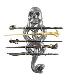 Display med Dødsgardist symbolet med 5 tryllestave.