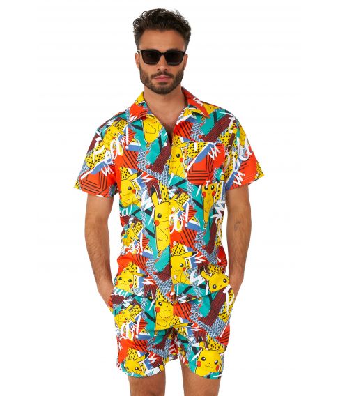 Smart sommersæt fra OppoSuits med skjorte og shorts med Pokemon Pikachu motiv. 