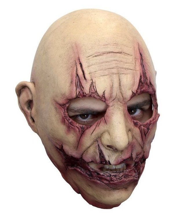 Slashed latex maske
