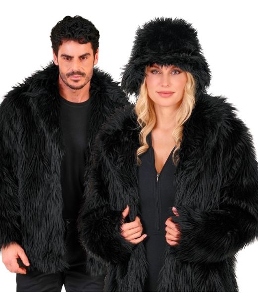 Sort pelsjakke i kunstpels