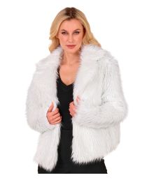 Hvid pelsjakke i kunstpels