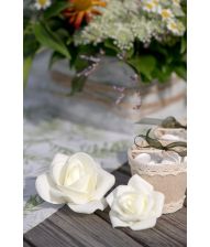 Hvide pynte roser Ø 5,5 x 7 cm
