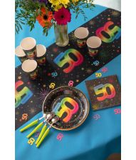 Sort og regnbue bordløber, 50 år