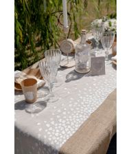 Bordløber med hvide hjerter, 48 cm x 3 m