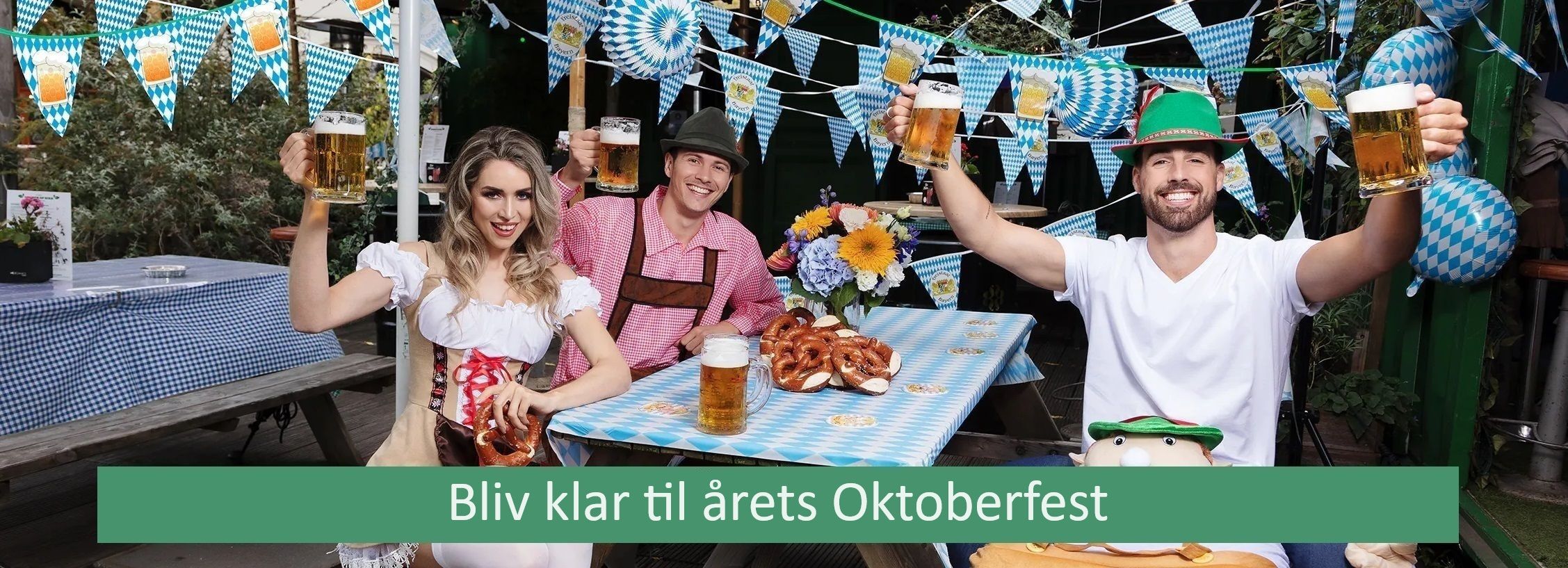 Oktoberfest lederhosen og kjoler
